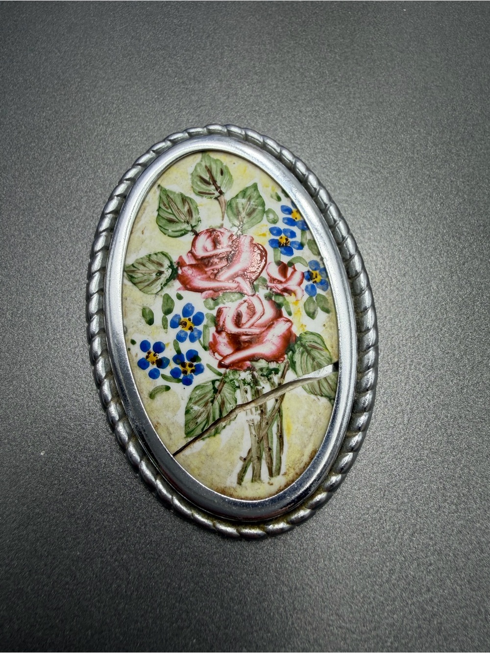 Vintage Floral Enamel Oval Brooch - Pink Roses #349ub